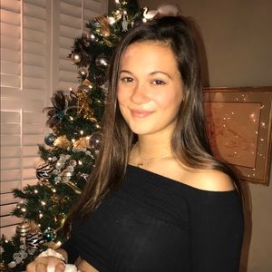 Meet your Posher, Alexandra